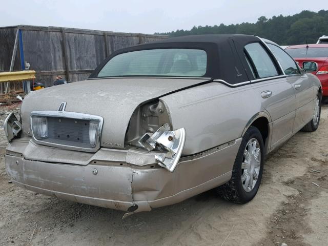 1LNHM82W23Y626898 - 2003 LINCOLN TOWN CAR S BEIGE photo 4