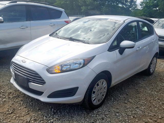 3FADP4TJ3GM169418 - 2016 FORD FIESTA S WHITE photo 2