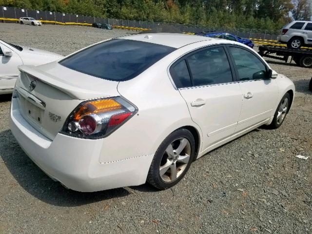 1N4BL21E98N435593 - 2008 NISSAN ALTIMA 3.5 WHITE photo 4