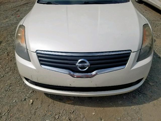 1N4BL21E98N435593 - 2008 NISSAN ALTIMA 3.5 WHITE photo 9