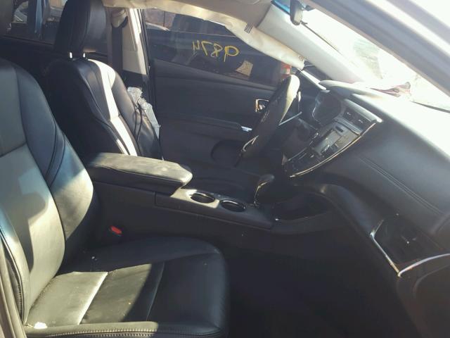 4T1BK1EB7JU271002 - 2018 TOYOTA AVALON XLE SILVER photo 5