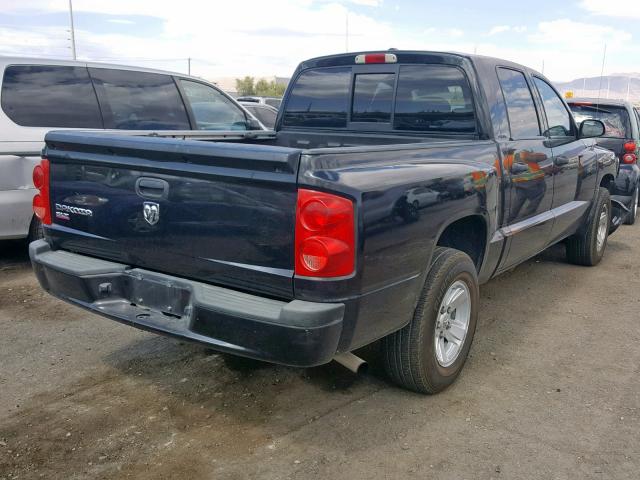 1D7HE48K68S506312 - 2008 DODGE DAKOTA QUA BLACK photo 4