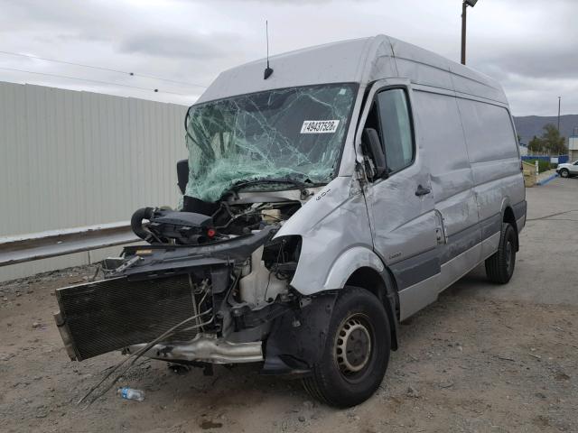 WD3PE8CC1FP154179 - 2015 MERCEDES-BENZ SPRINTER 2 SILVER photo 2