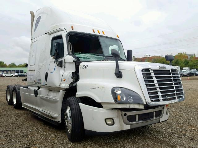 3AKJGLD56FSGM8960 - 2015 FREIGHTLINER CASCADIA 1 WHITE photo 1