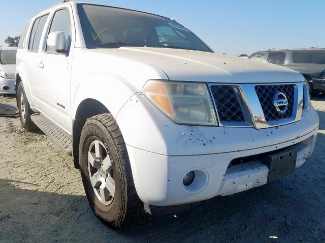 5N1AR18W56C677427 - 2006 NISSAN PATHFINDER WHITE photo 1