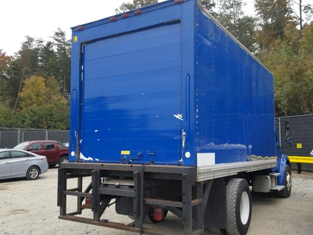 1FVACWDC07HY17746 - 2007 FREIGHTLINER M2 106 MED BLUE photo 4