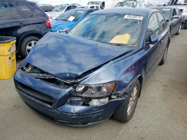 YV1MS382752097271 - 2005 VOLVO S40 2.4I BLUE photo 2