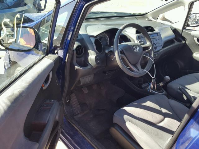 JHMGE87259S047272 - 2009 HONDA FIT BLUE photo 9