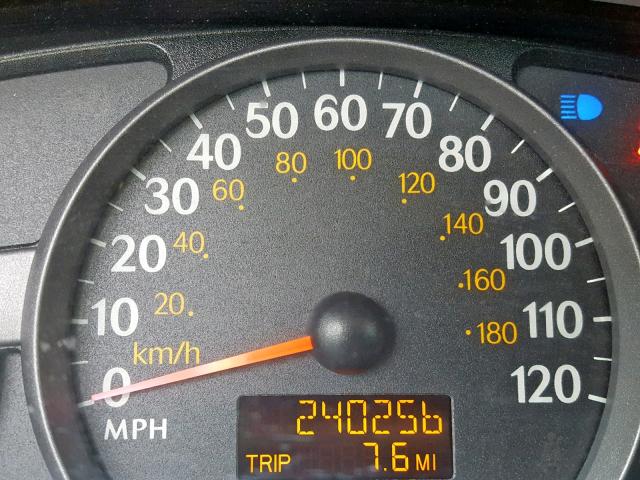 1G8AZ52F33Z109331 - 2003 SATURN ION LEVEL MAROON photo 8