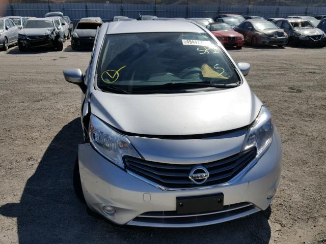 3N1CE2CP7FL395375 - 2015 NISSAN VERSA NOTE SILVER photo 9