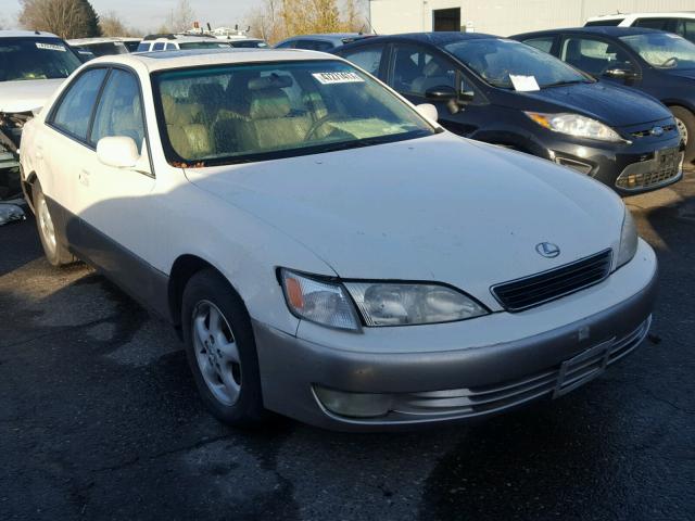 JT8BF28G8X5063203 - 1999 LEXUS ES 300 WHITE photo 1