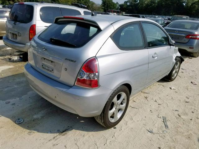 KMHCN3AC8BU199878 - 2011 HYUNDAI ACCENT SE SILVER photo 4