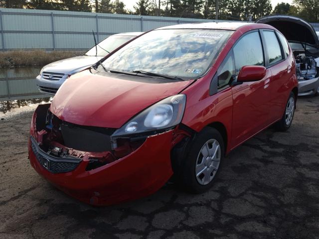 JHMGE8H30CS004053 - 2012 HONDA FIT RED photo 2