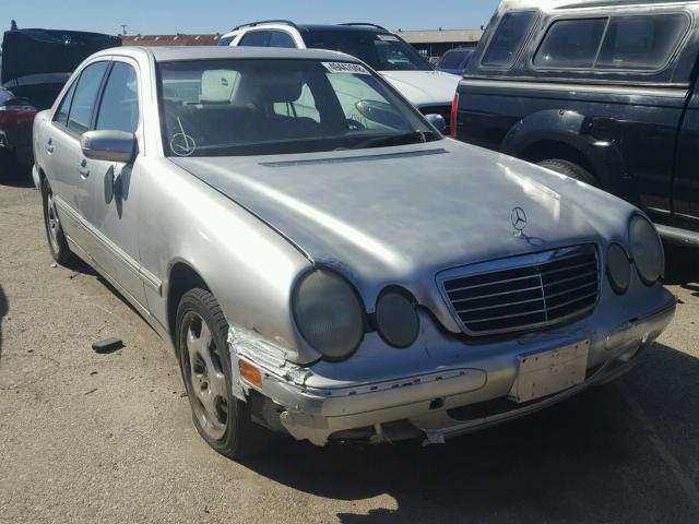 WDBJF65J22B497114 - 2002 MERCEDES-BENZ E 320 SILVER photo 1