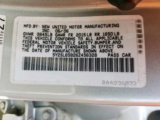 5Y2SL65826Z456328 - 2006 PONTIAC VIBE SILVER photo 10