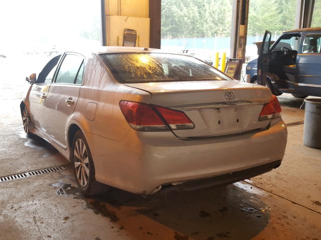 4T1BK3DB4BU417080 - 2011 TOYOTA AVALON BAS SILVER photo 3