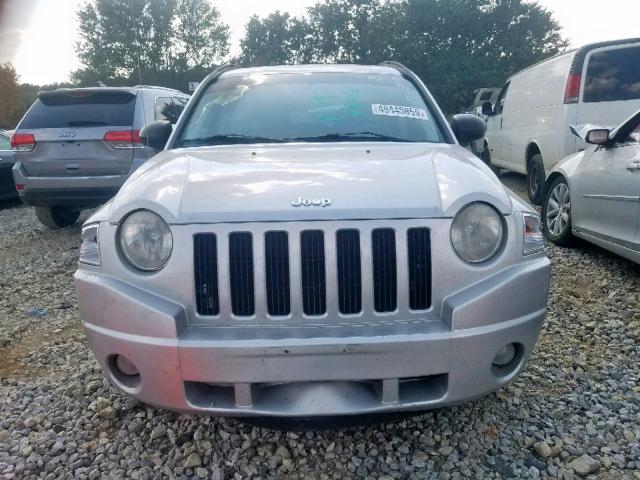 1J8FF47W07D278774 - 2007 JEEP COMPASS SILVER photo 9