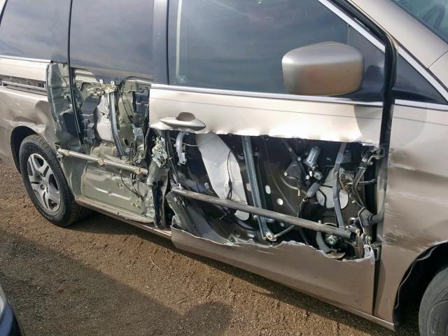 5FNRL38725B121929 - 2005 HONDA ODYSSEY EX TAN photo 9