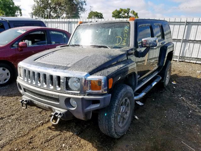 5GTDN136368180618 - 2006 HUMMER H3 BLACK photo 2