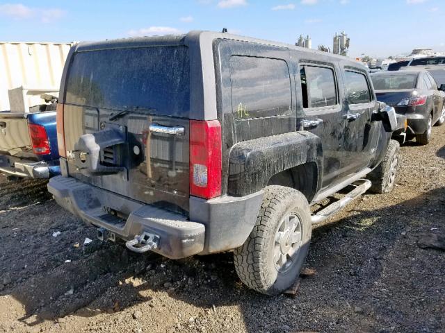 5GTDN136368180618 - 2006 HUMMER H3 BLACK photo 4