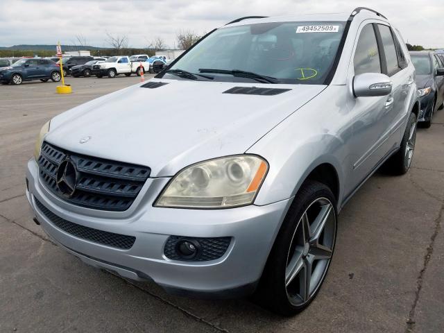 4JGBB86E56A100016 - 2006 MERCEDES-BENZ ML 350 SILVER photo 2