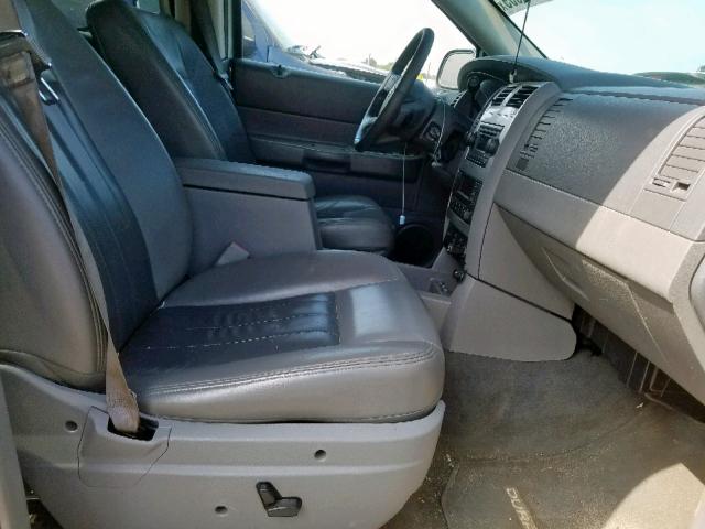 1D4HB58D24F131146 - 2004 DODGE DURANGO LI SILVER photo 5