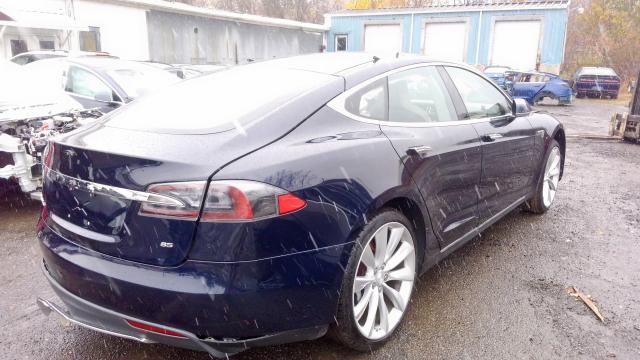 5YJSA1DN3DFP09966 - 2013 TESLA MODEL S 85 BLUE photo 3