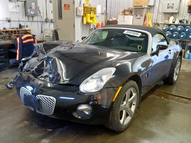 1G2MB35B37Y133911 - 2007 PONTIAC SOLSTICE BLACK photo 2