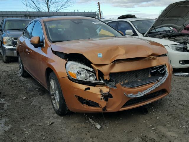 YV1902FH5B2006037 - 2011 VOLVO S60 T6 ORANGE photo 1