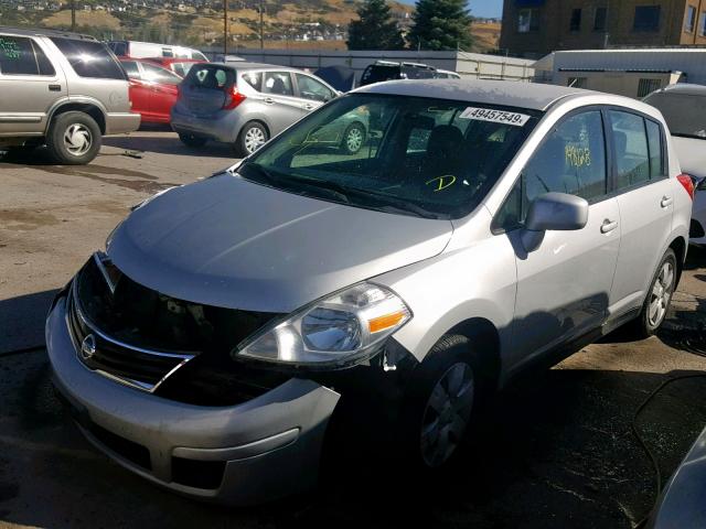 3N1BC1CP2CK255599 - 2012 NISSAN VERSA S SILVER photo 2