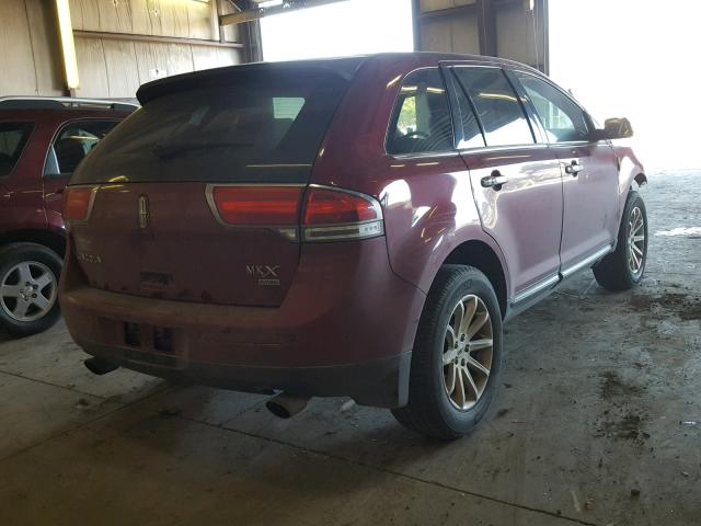 2LMDJ8JK6DBL26516 - 2013 LINCOLN MKX RED photo 4