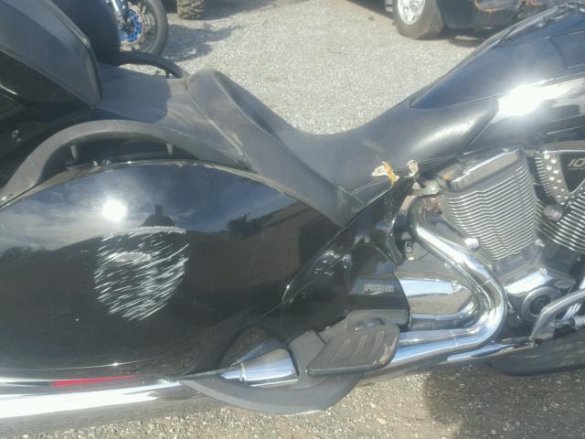 5VPSW36N5C3007414 - 2012 VICTORY MOTORCYCLES VISION TOU BLACK photo 9