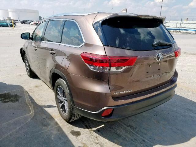 5TDKZRFHXJS273123 - 2018 TOYOTA HIGHLANDER BROWN photo 3