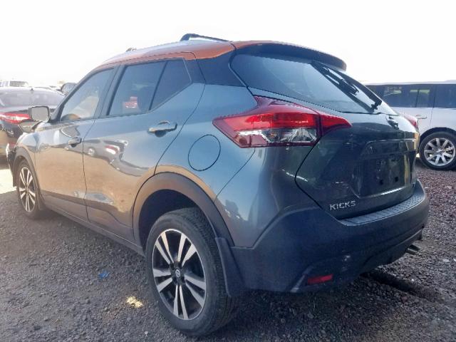 3N1CP5CUXJL500985 - 2018 NISSAN KICKS S GRAY photo 3