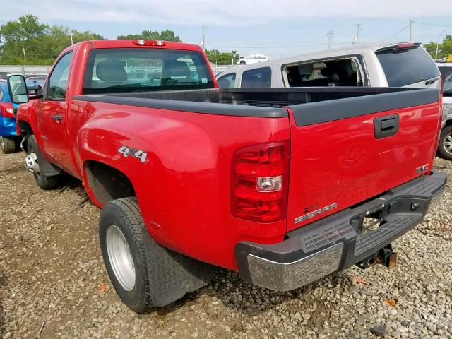 1GT322CG8DF102516 - 2013 GMC SIERRA K35 RED photo 3