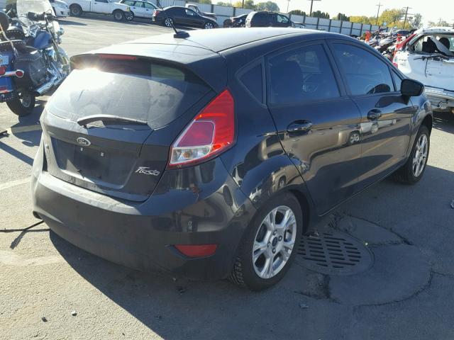 3FADP4EJ1FM115241 - 2015 FORD FIESTA SE BLACK photo 4