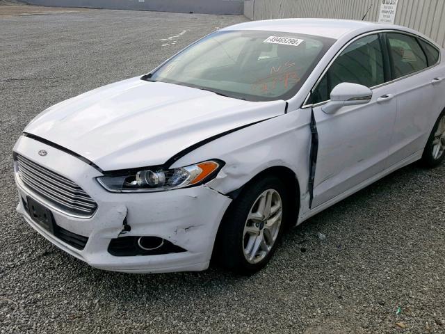 3FA6P0HD9GR292793 - 2016 FORD FUSION SE WHITE photo 9