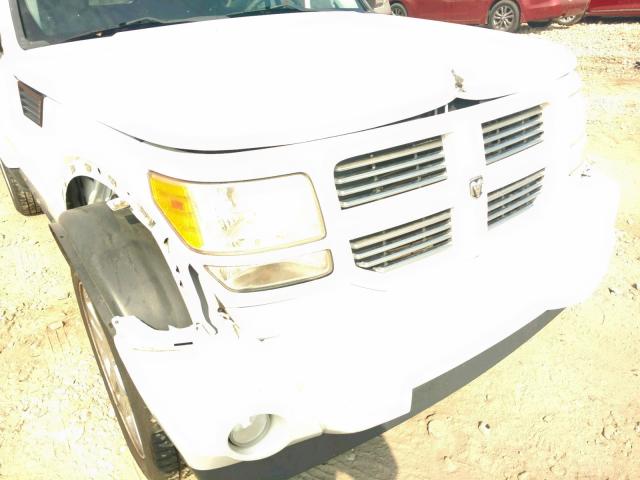 1D4PT4GK2BW587180 - 2011 DODGE NITRO HEAT WHITE photo 9