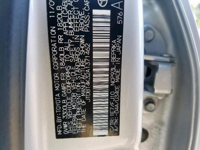 JTDBT4K32A1371462 - 2010 TOYOTA YARIS SILVER photo 10