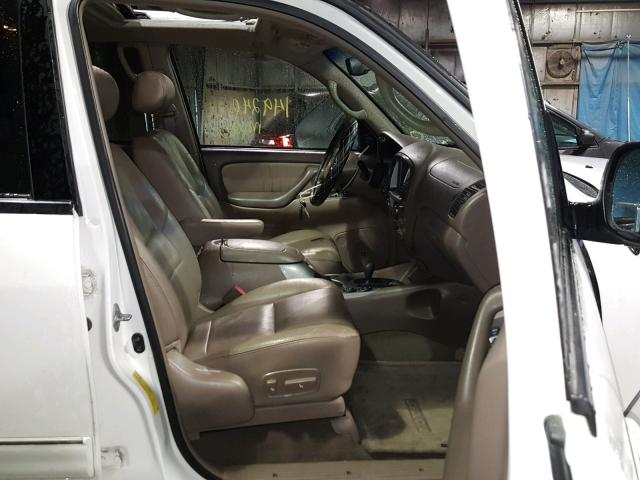 5TDBT48A31S036347 - 2001 TOYOTA SEQUOIA LI WHITE photo 5