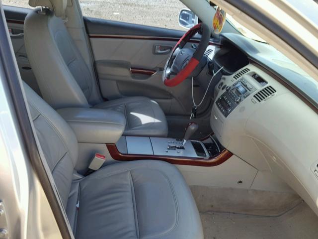 KMHFC46F96A085469 - 2006 HYUNDAI AZERA SE SILVER photo 5