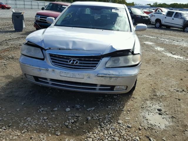 KMHFC46F96A085469 - 2006 HYUNDAI AZERA SE SILVER photo 9