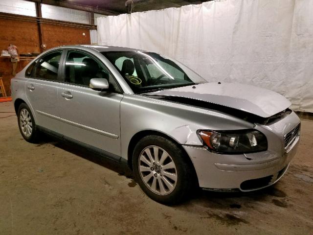 YV1MS382752071415 - 2005 VOLVO S40 2.4I SILVER photo 1