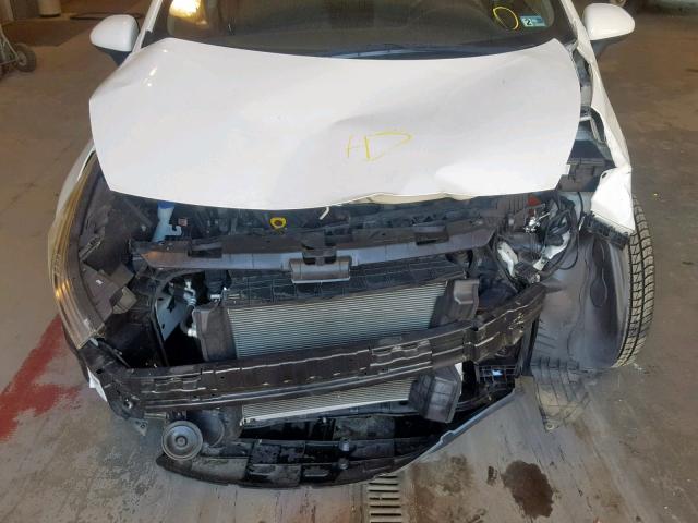 KNADM4A30E6358335 - 2014 KIA RIO LX WHITE photo 9