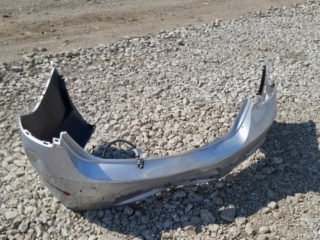 1G11B5SA3GF126466 - 2016 CHEVROLET MALIBU LIM 银色 照片 9