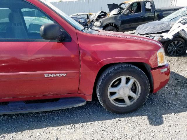 1GKDT13S742101854 - 2004 GMC ENVOY RED photo 9