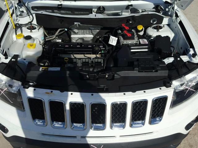 1C4NJCBA0GD743691 - 2016 JEEP COMPASS SP أبيض صورة 7