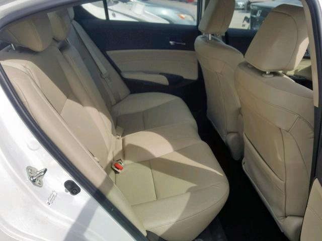 19UDE2F36JA000923 - 2018 ACURA ILX BASE W WHITE photo 6