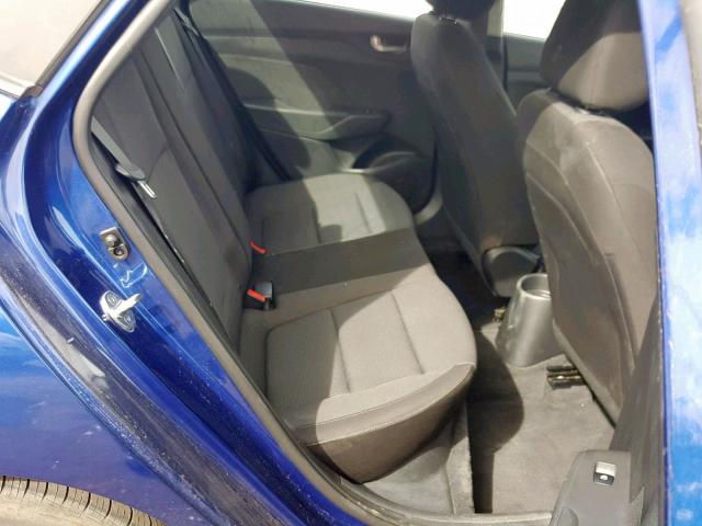 3KPC24A36JE006630 - 2018 HYUNDAI ACCENT SE BLUE photo 6