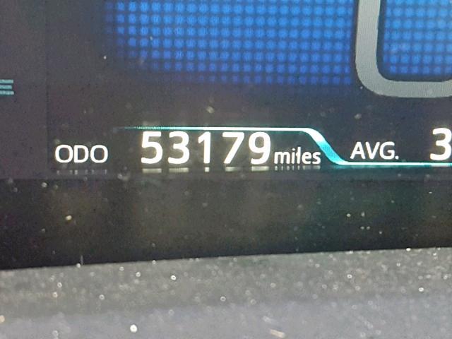 JTDKARFPXH3004517 - 2017 TOYOTA PRIUS PRIM 石墨色 照片 8